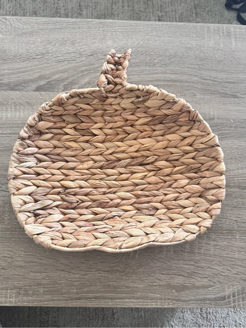 Hobby Lobby Woven Seagrass pumpkin Basket in Natural rustic